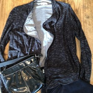 Lou & Grey heathered Black and gray open front top